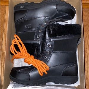 ❌SOLD❌ Brand New Adirondack Uggs